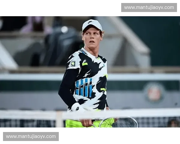 加拿大国家队崛起之路:从冰雪强国到足球新星的跨越与挑战